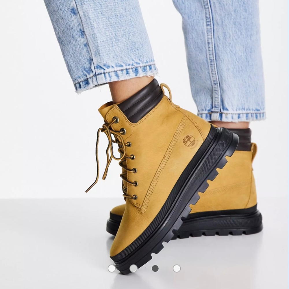 Timberland Ray City 6 inch boots in wheat tan